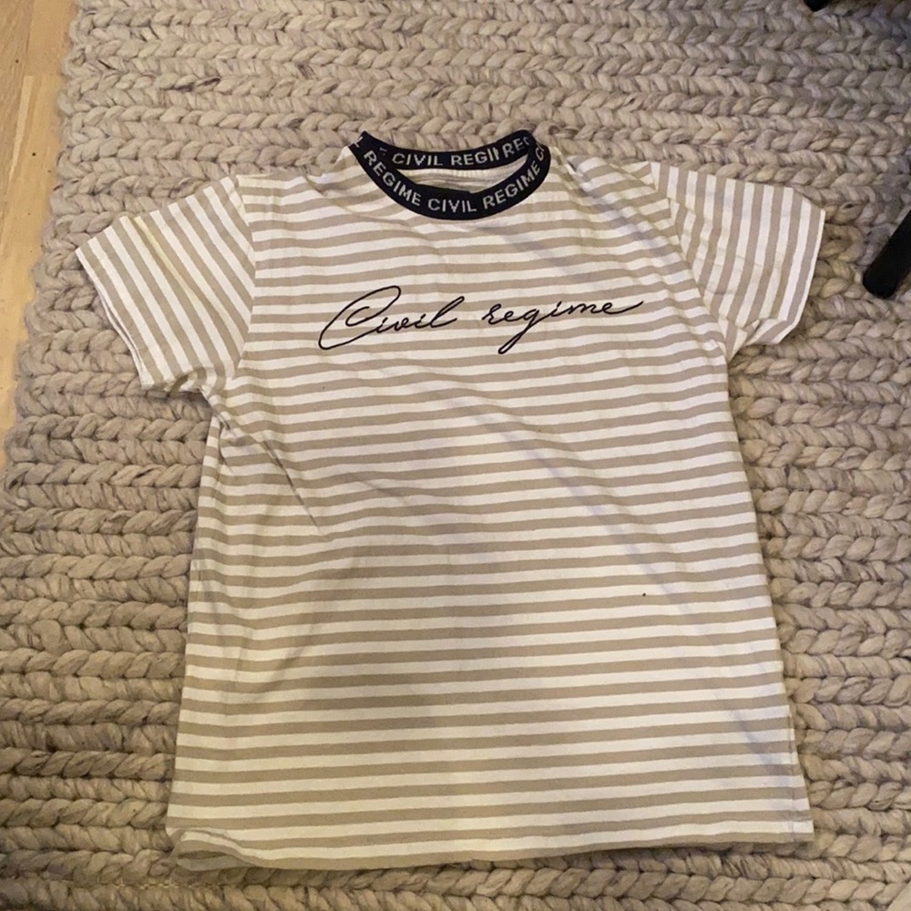 Civil regime tee